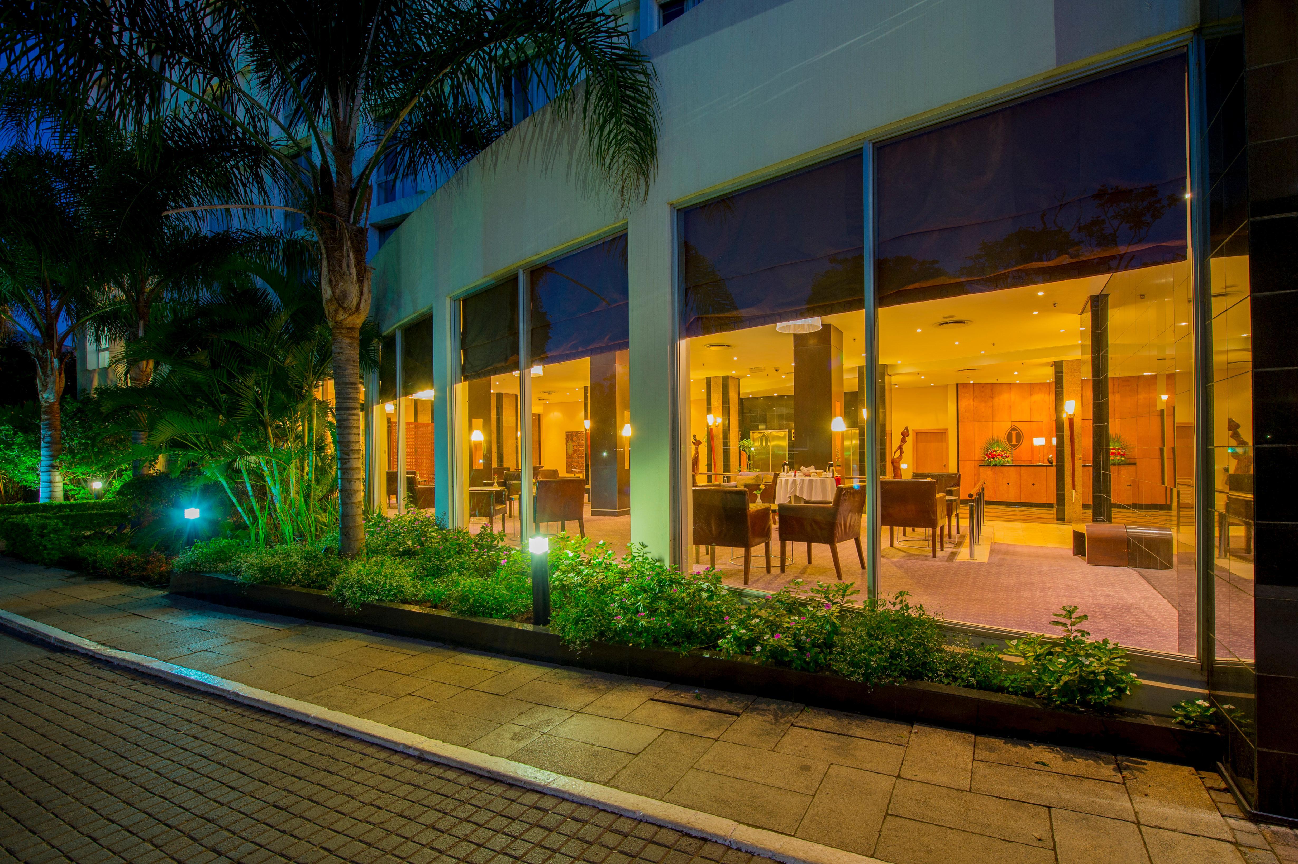 Intercontinental Lusaka By Ihg Экстерьер фото